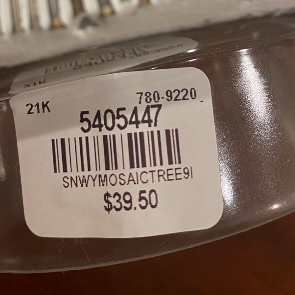 9" Snowy Mosaic Tree Cloches - POTTERY BARN - Picture 5 of 7